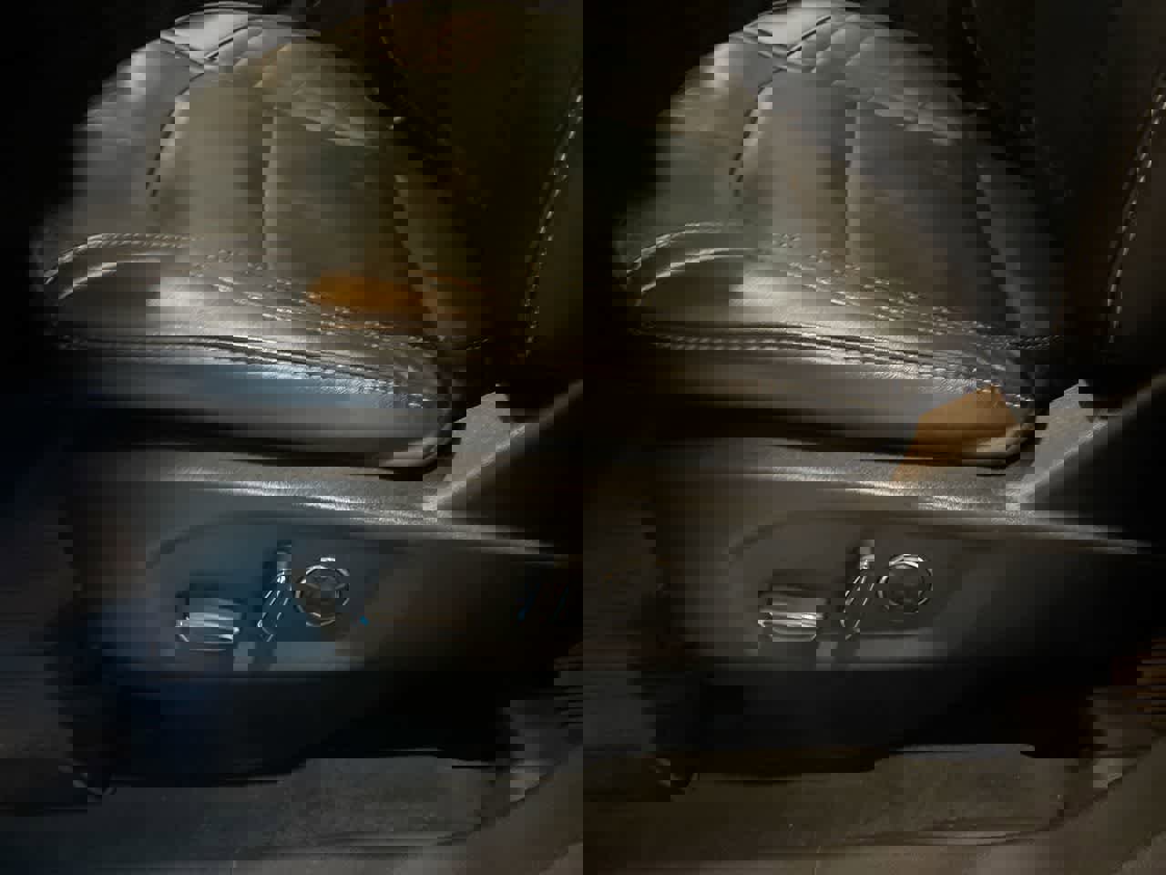 Used 2017 Ford Explorer Platinum image 12