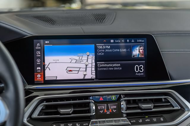 Used 2020 BMW X7 xDrive40i w/ M Sport Package AWD/4WD image 28