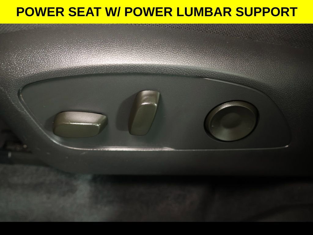 Used 2025 GMC Acadia Elevation image 7