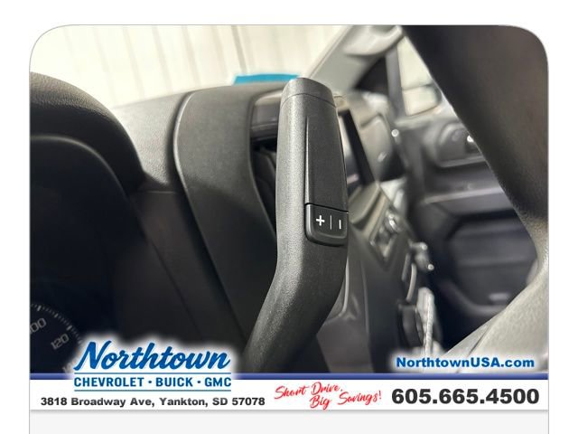 Used 2021 Chevrolet Silverado 2500 Custom w/ Custom Value Package image 23