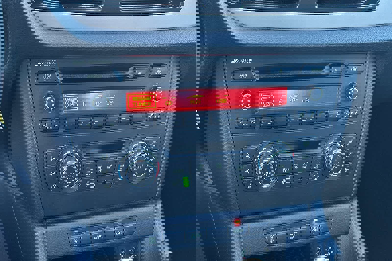 Used 2015 BMW X1 sDrive28i image 21