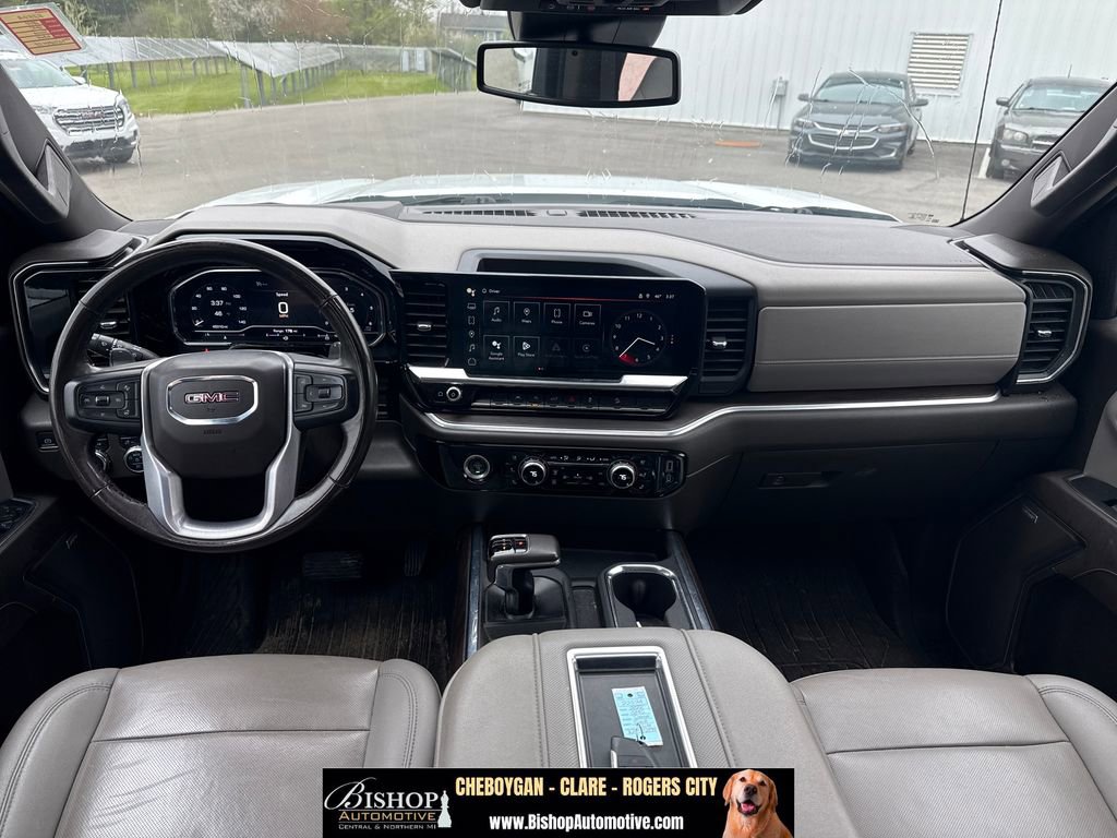 Used 2022 GMC Sierra 1500 SLT AWD/4WD image 4