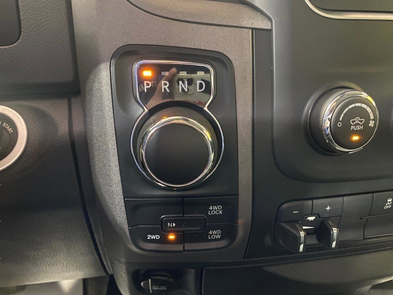 Used 2018 RAM 1500 Express w/ Express Value Package AWD/4WD image 13