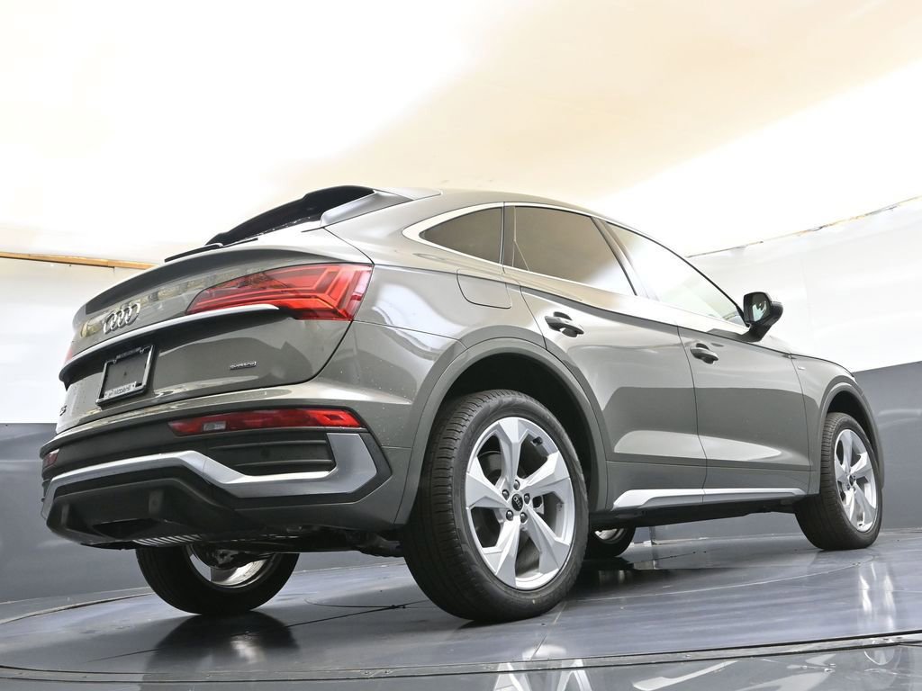 Certified 2025 Audi Q5 2.0T Premium Plus w/ Premium Plus Package image 39