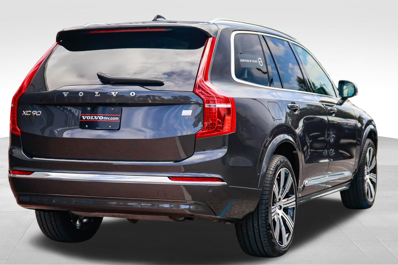 Used 2024 Volvo XC90 T8 Ultimate w/ Protection Package Premier image 8
