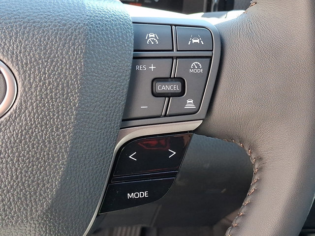 Used 2026 Toyota Camry XLE w/ Premium Package image 22