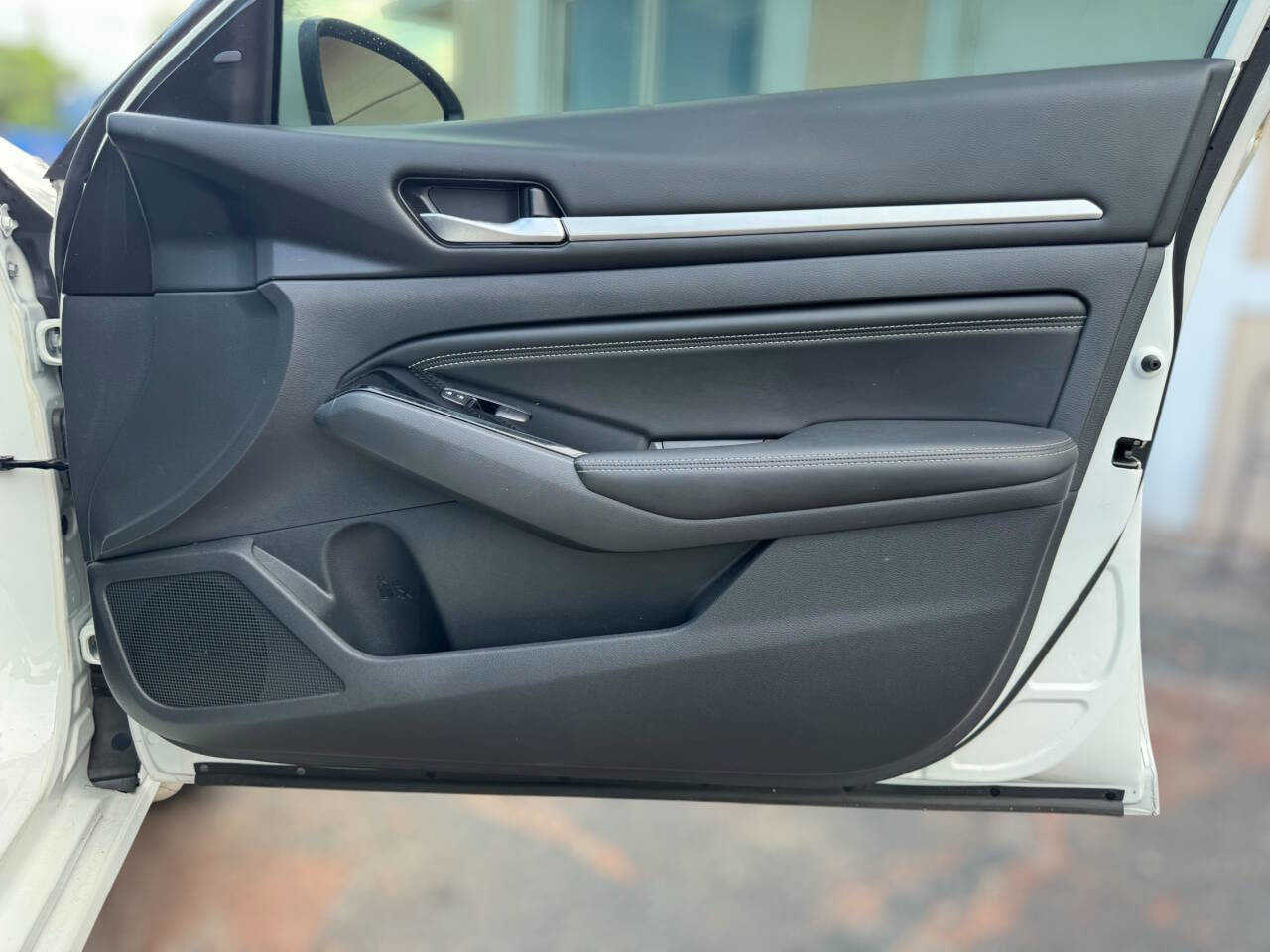 Used 2021 Nissan Altima 2.5 SV w/ SV Premium Package image 37