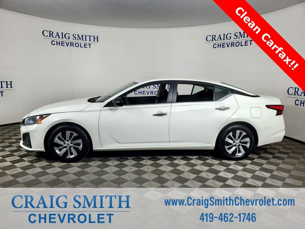 Used 2024 Nissan Altima 2.5 S image 2