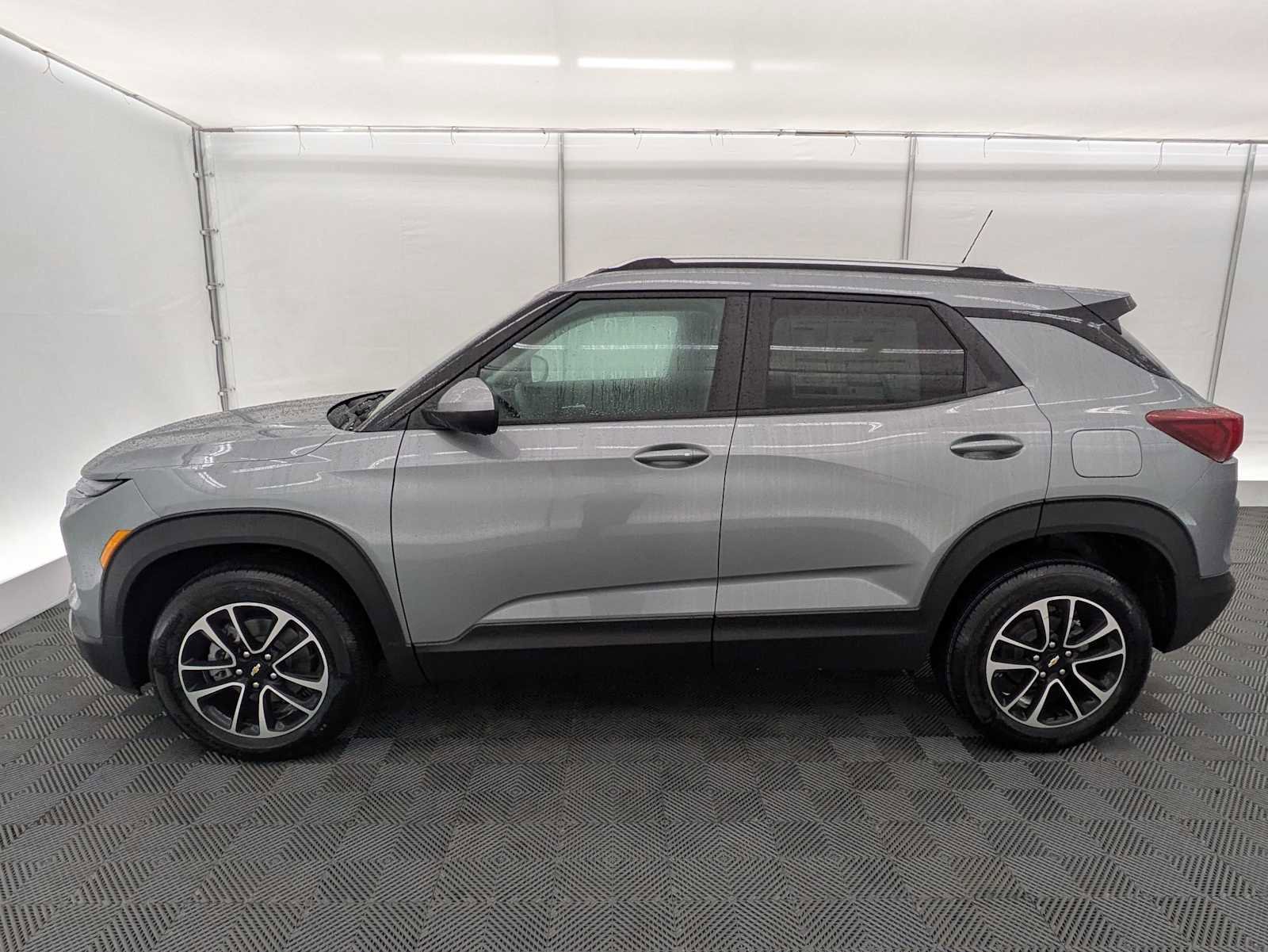 New 2026 Chevrolet TrailBlazer LT w/ Driver Confidence Package image 3