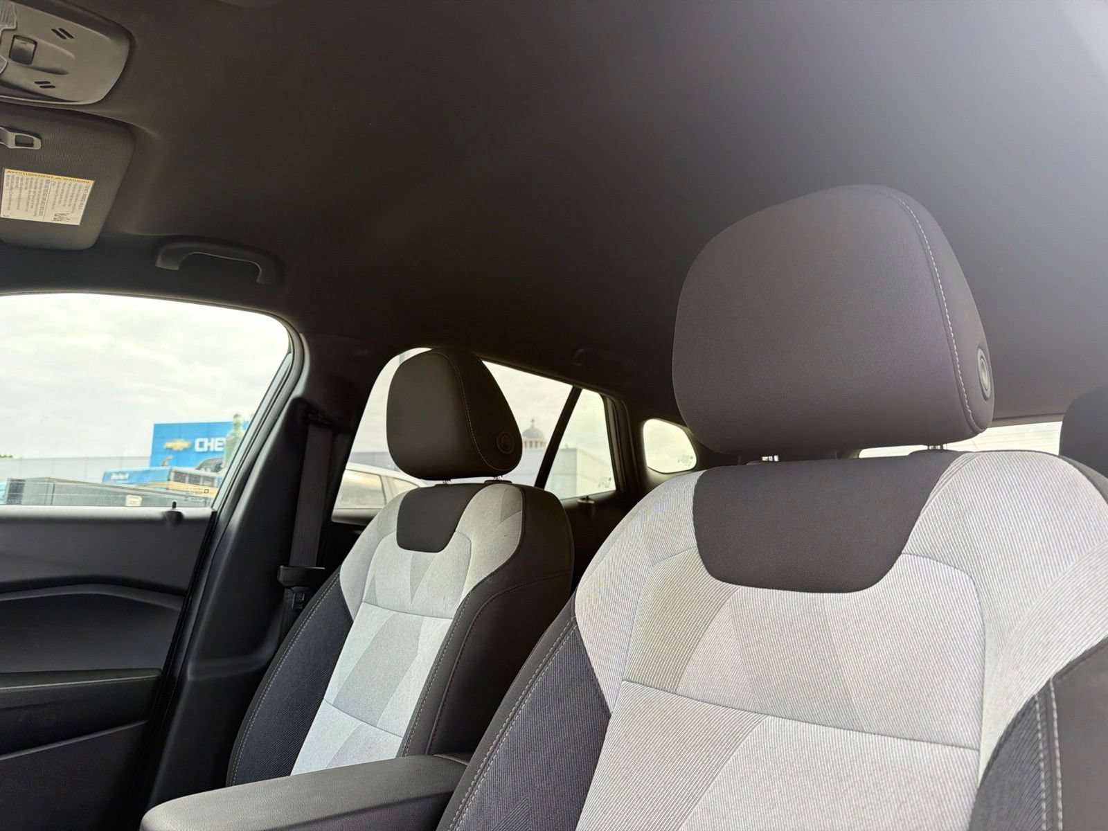 Used 2025 Chevrolet Trax RS w/ Driver Confidence Package FWD image 7