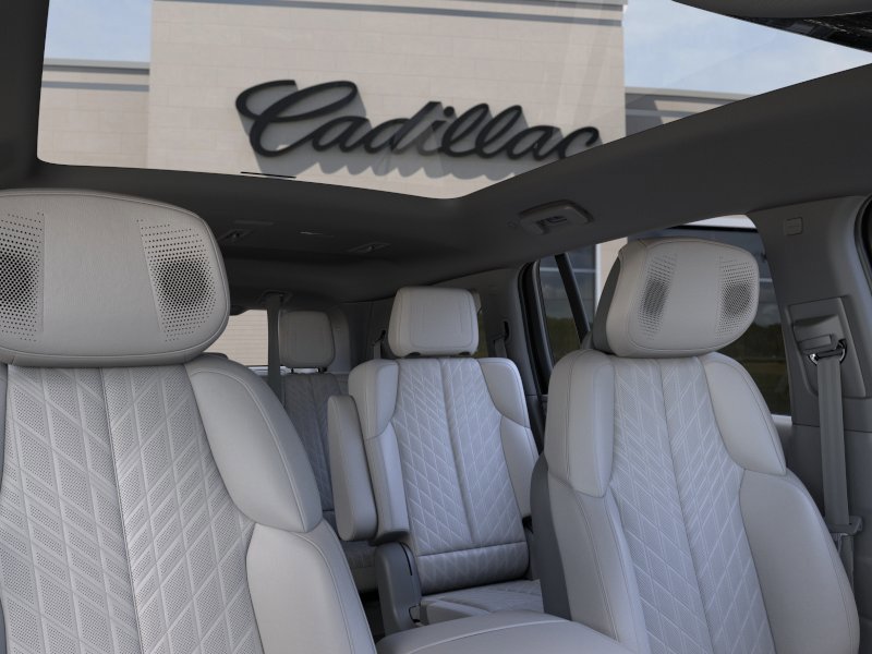 New 2026 Cadillac Escalade IQ Luxury 1 w/ LPO, Radiant Package AWD/4WD image 24