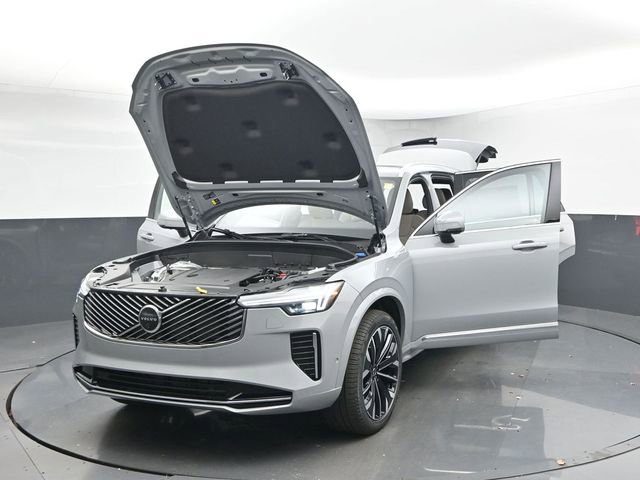 New 2026 Volvo XC90 B6 Plus w/ Protection Package Premier image 55