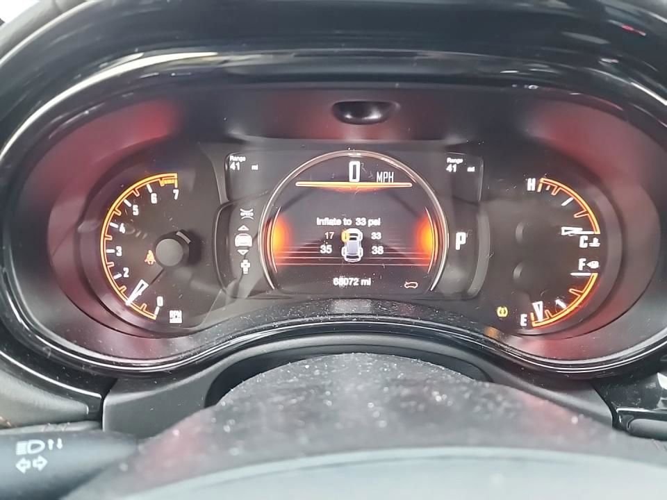 Used 2023 Dodge Durango GT image 3