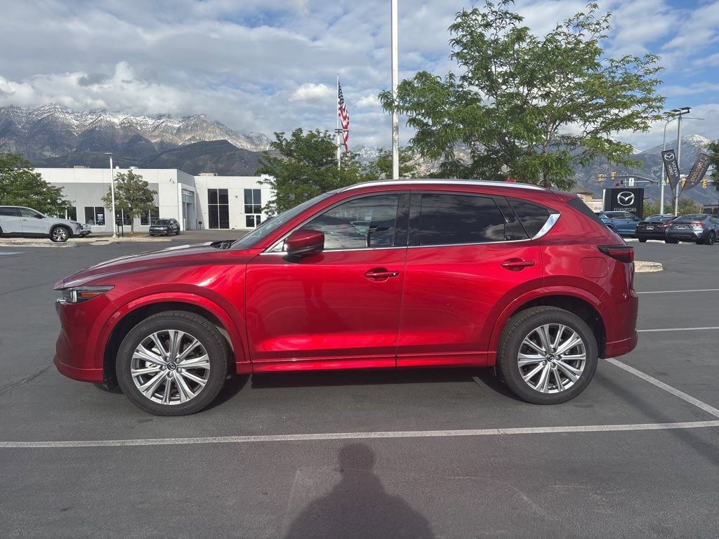 Used 2022 MAZDA CX-5 Signature AWD/4WD image 3