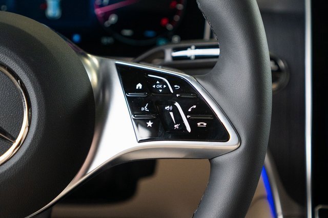 New 2026 Mercedes-Benz GLC 300 4MATIC image 29