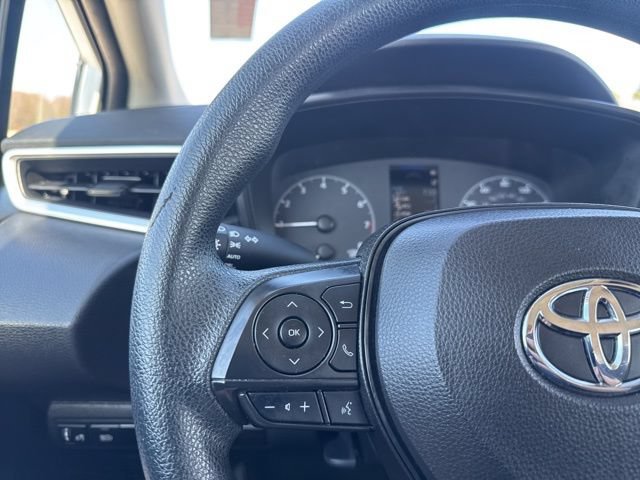 Used 2024 Toyota Corolla LE FWD image 10