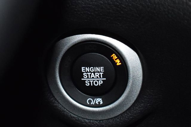 New 2026 Chrysler Pacifica Select image 23