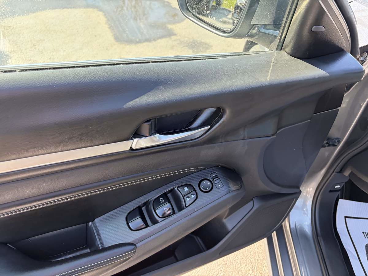 Used 2019 Nissan Altima 2.5 SV FWD image 15