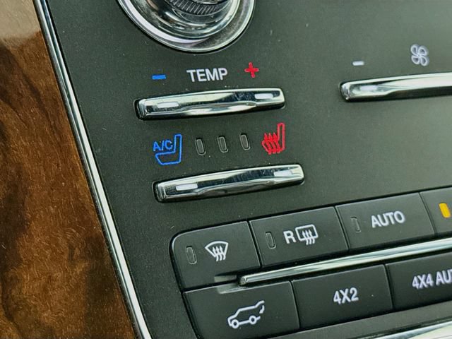 Used 2016 Lincoln Navigator Select AWD/4WD image 20