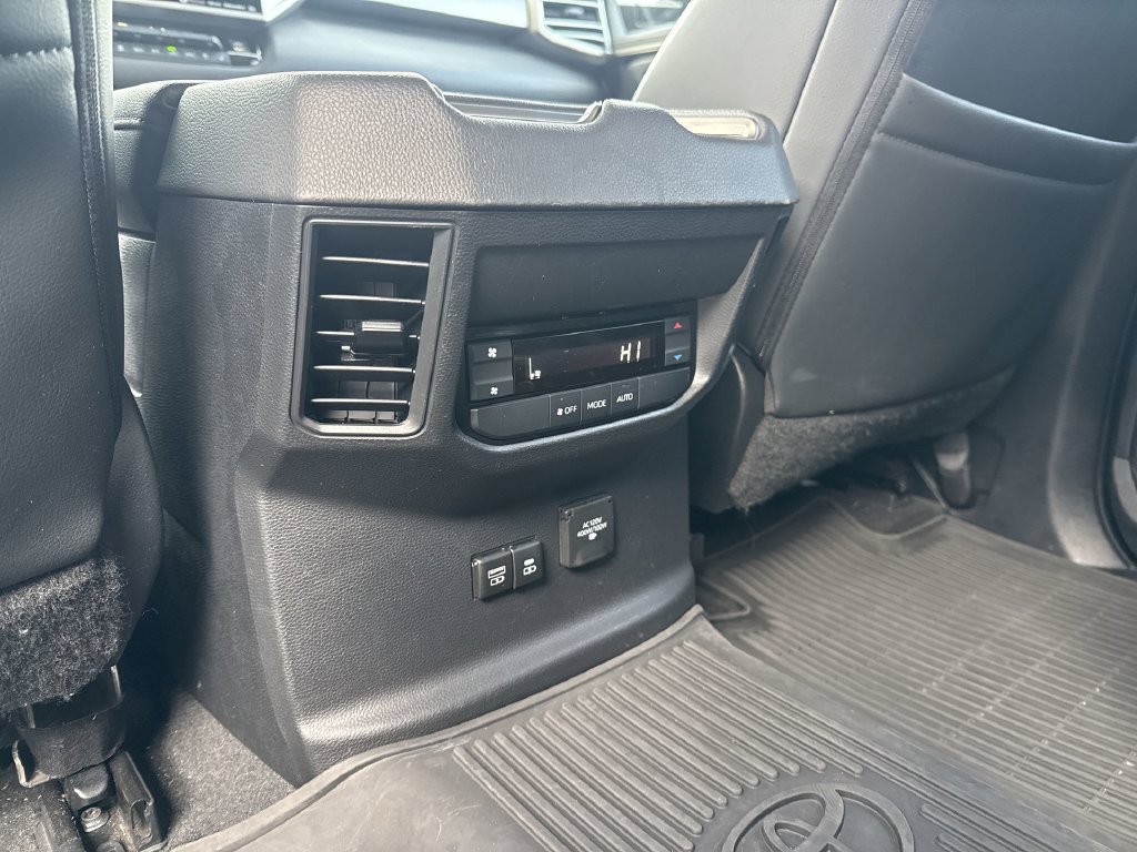 Used 2024 Toyota Sequoia Limited w/ Nightshade Package AWD/4WD image 29