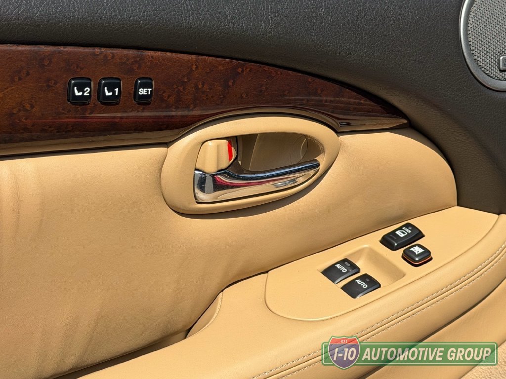 Used 2007 Lexus SC 430 Convertible w/ Preferred Accessory Pkg RWD image 24