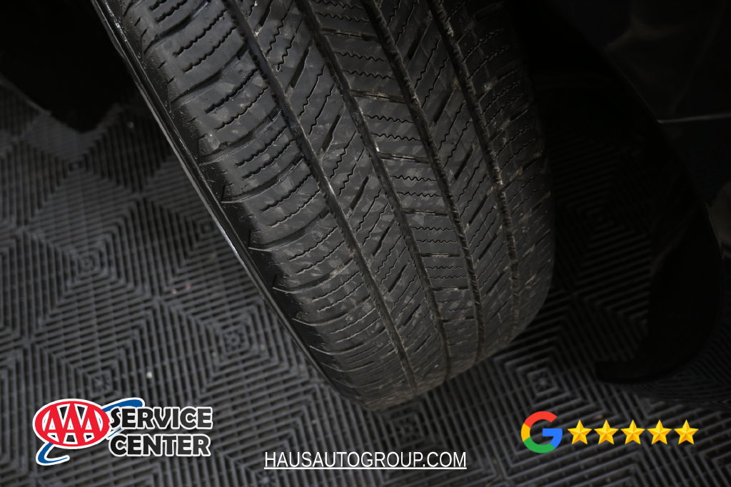 Used 2015 Acura TLX w/ Technology Package FWD image 25