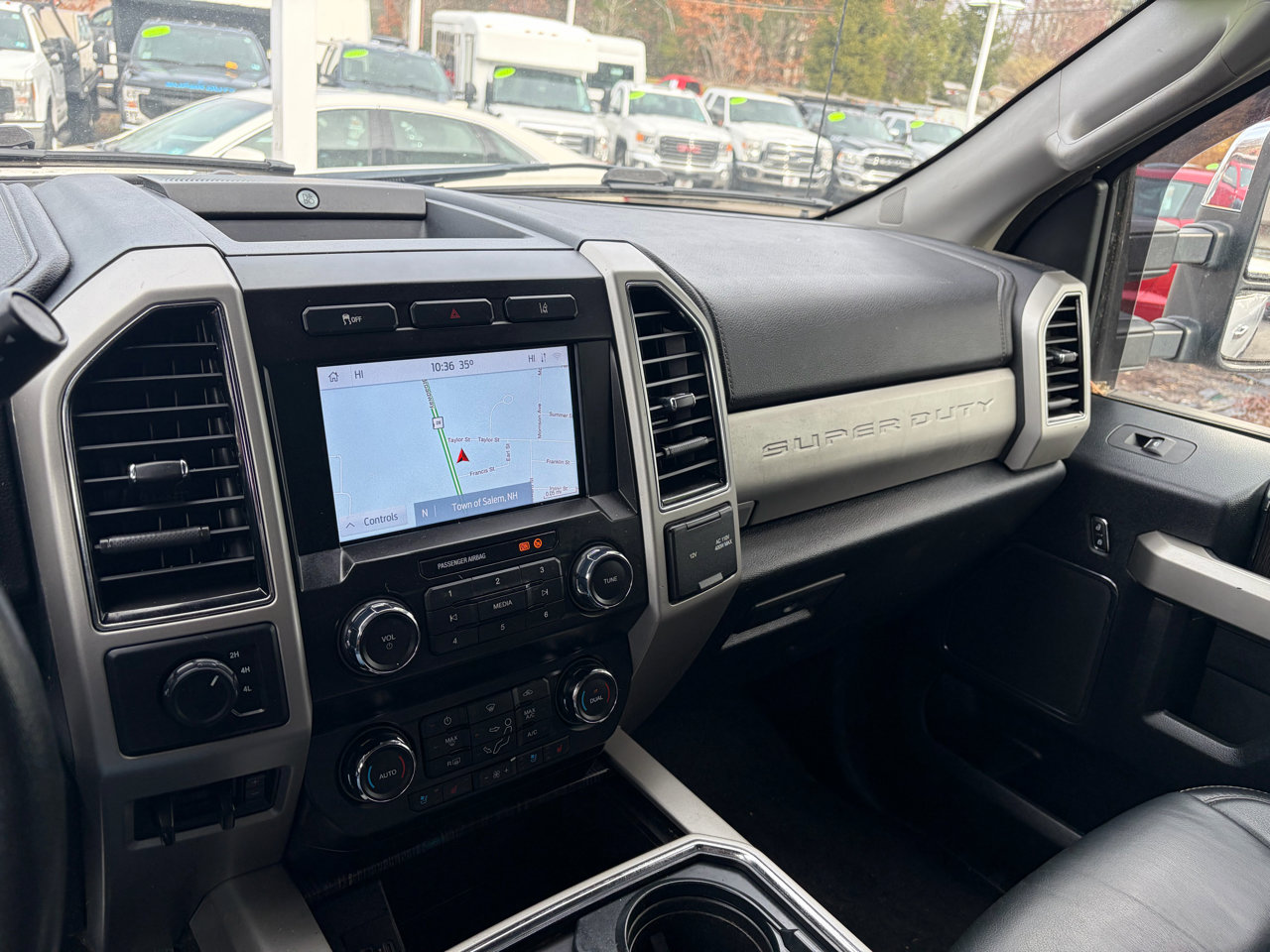 Used 2020 Ford F250 Lariat w/ Chrome Package image 35