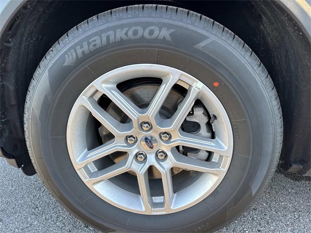 New 2026 Ford Explorer Active w/ Active Comfort Package image 8