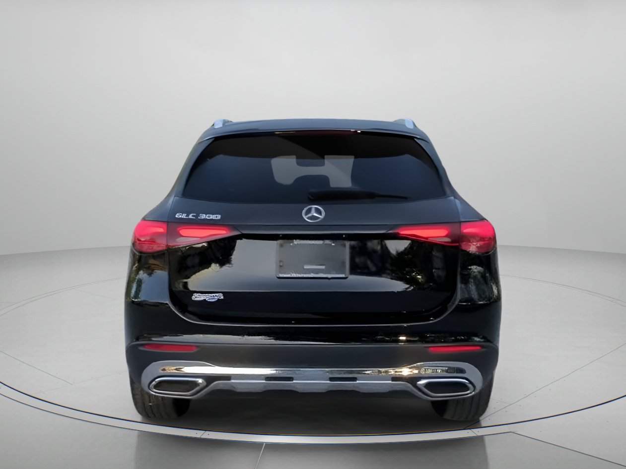 Used 2025 Mercedes-Benz GLC 300 image 24