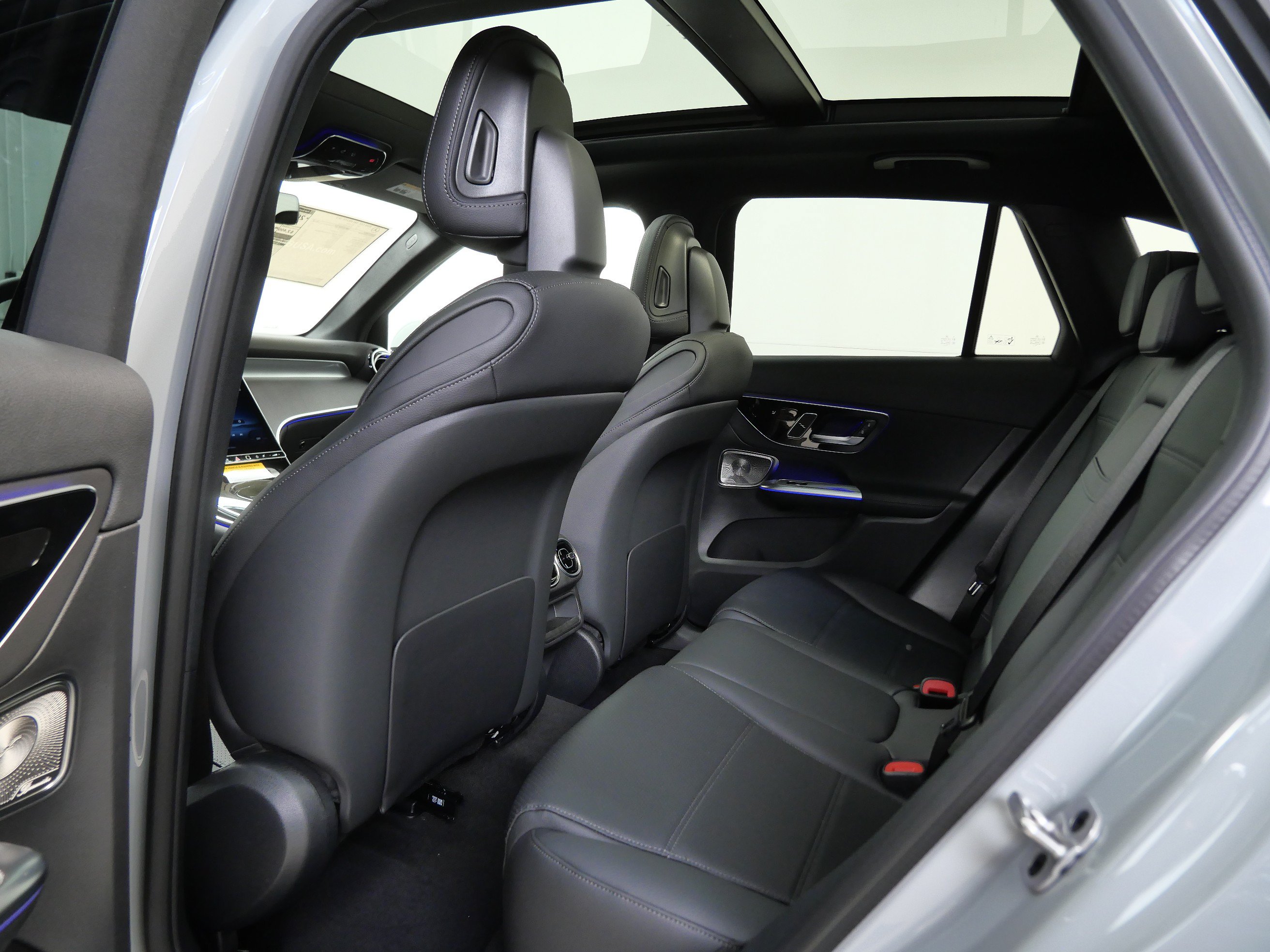 New 2026 Mercedes-Benz GLC 300 4MATIC image 11