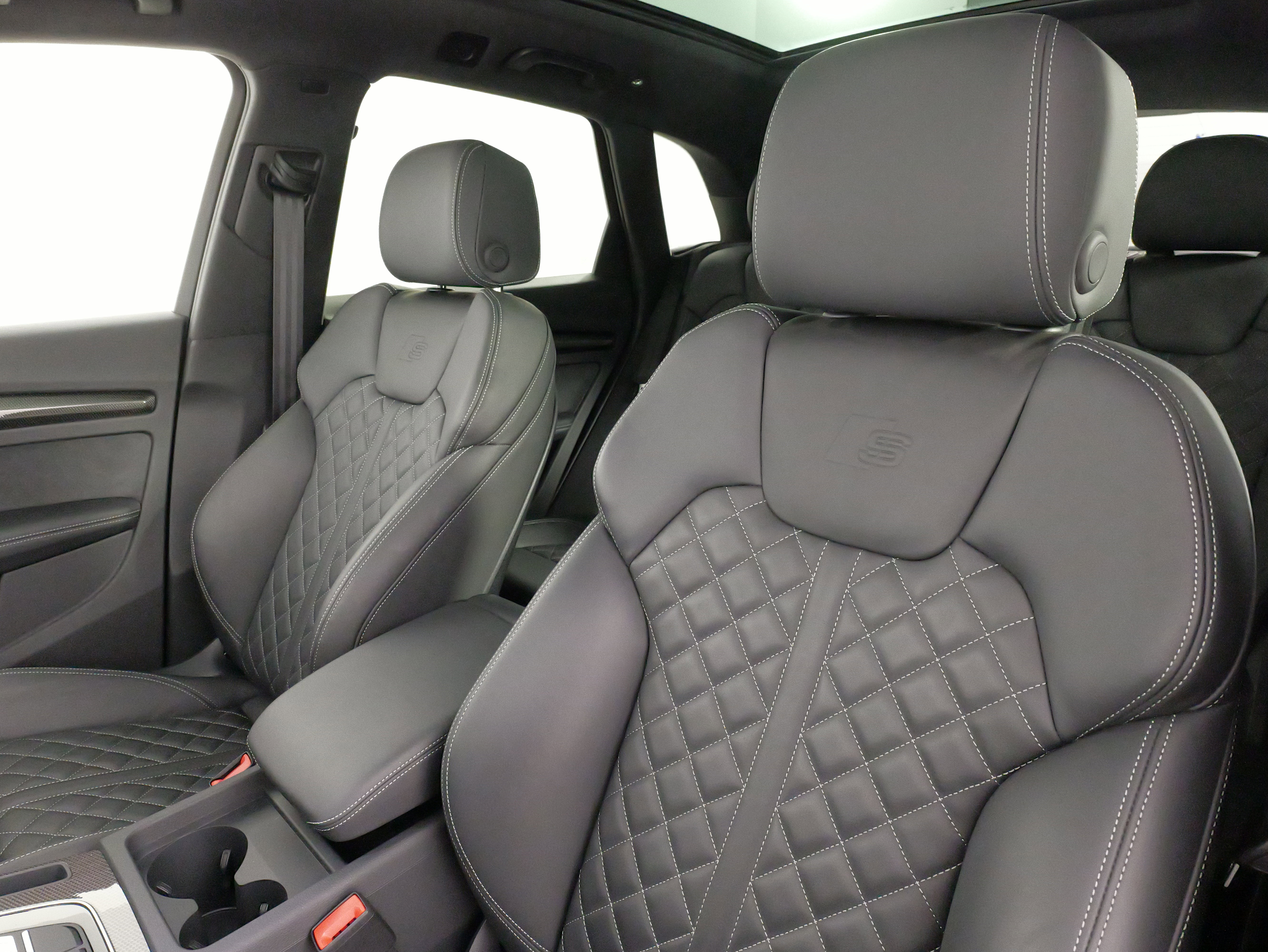 Used 2023 Audi SQ5 Premium Plus w/ Premium Plus Package image 33