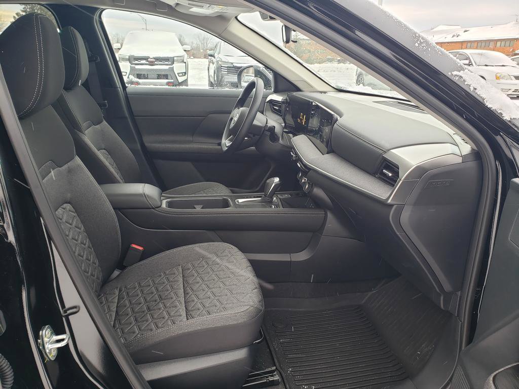 Certified 2025 Nissan Kicks SV w/ SV Premium Package image 24