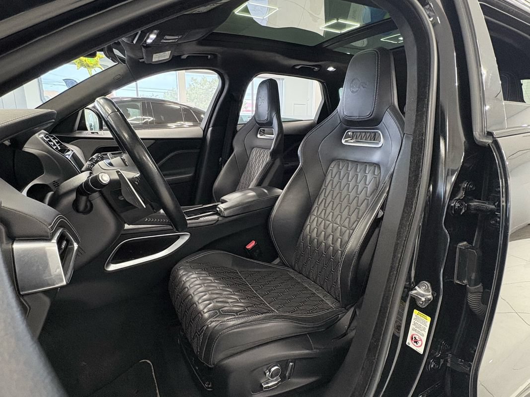 Used 2020 Jaguar F-PACE SVR AWD/4WD image 22