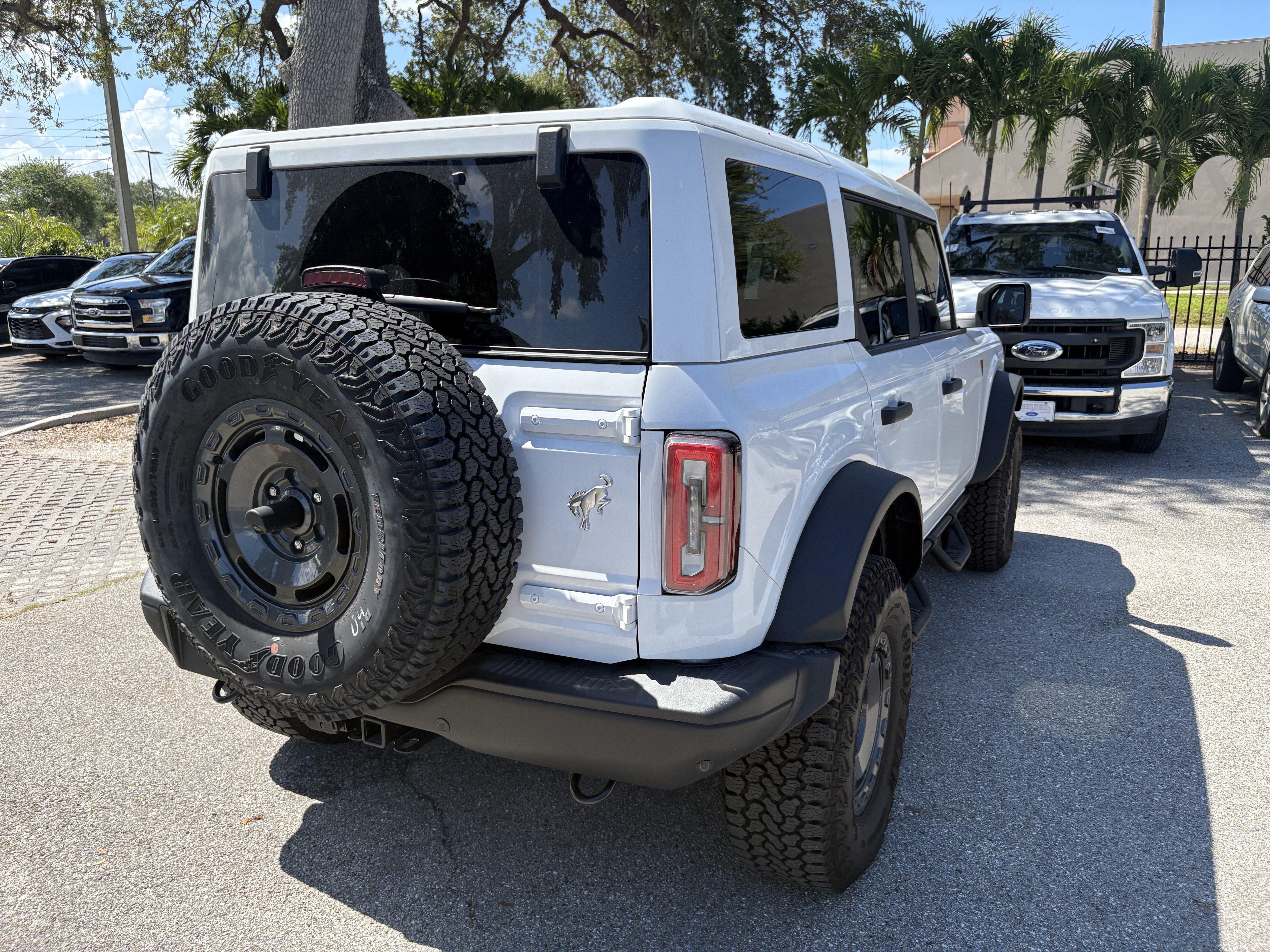 Used 2025 Ford Bronco Badlands AWD/4WD image 5