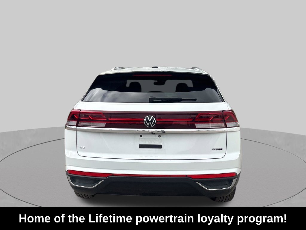 Used 2025 Volkswagen Atlas Cross Sport SE AWD/4WD image 4