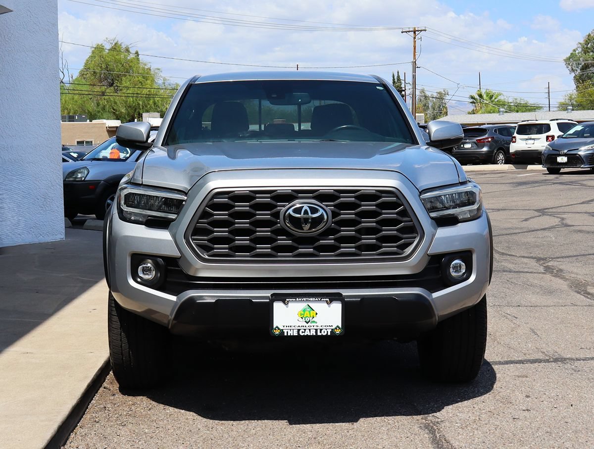 Used 2021 Toyota Tacoma TRD Off-Road w/ Technology Package AWD/4WD image 16