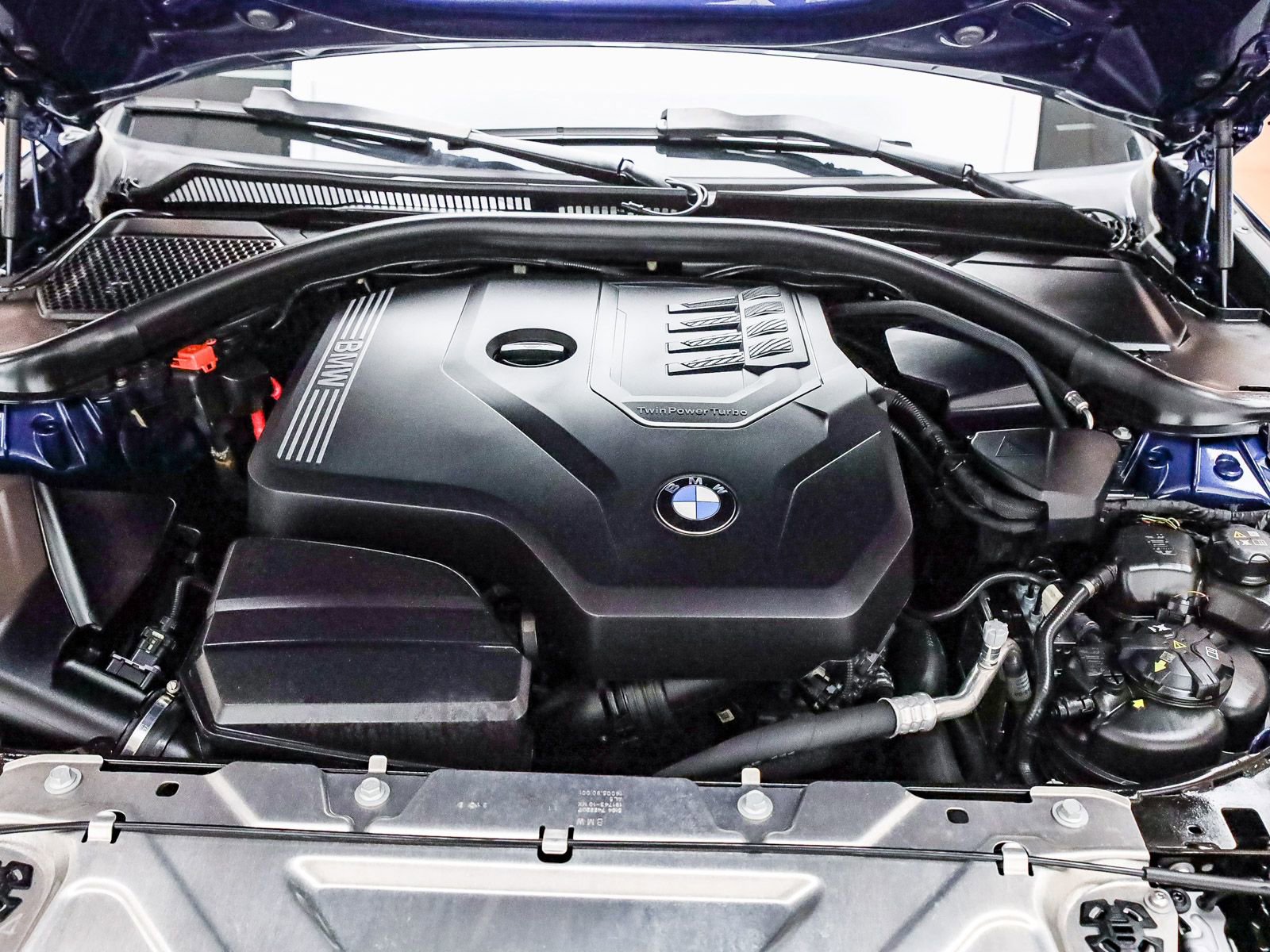 Certified 2024 BMW 330i Sedan w/ Convenience Package RWD image 28