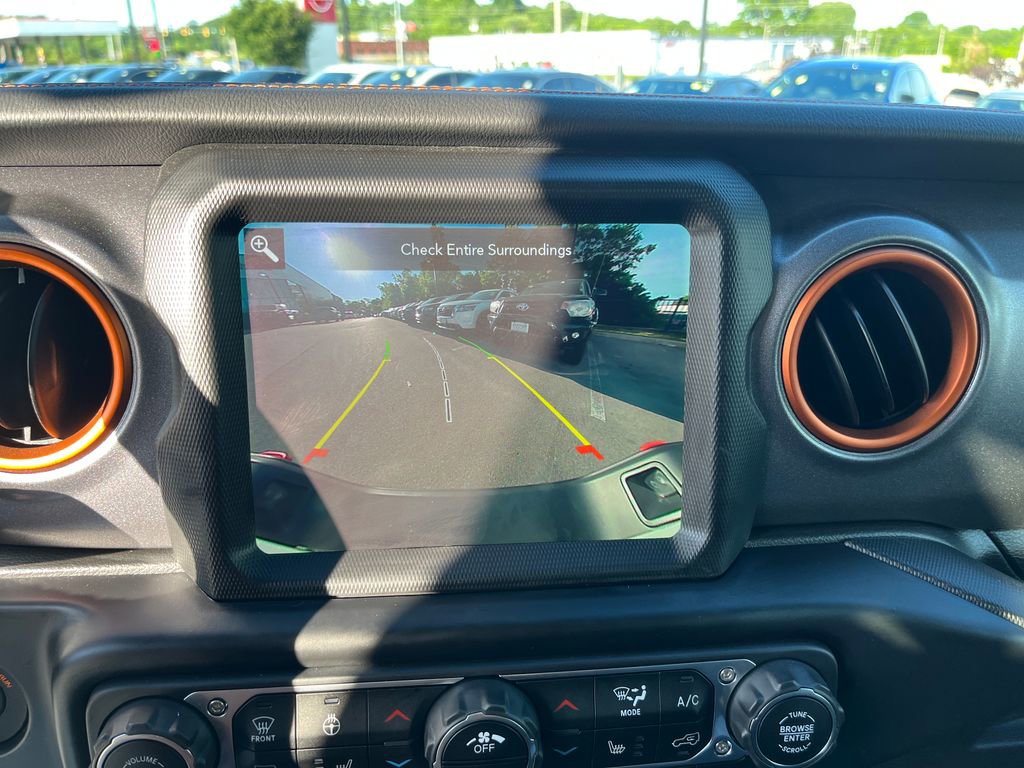 Used 2022 Jeep Gladiator Mojave w/ LED Lighting Group AWD/4WD image 17