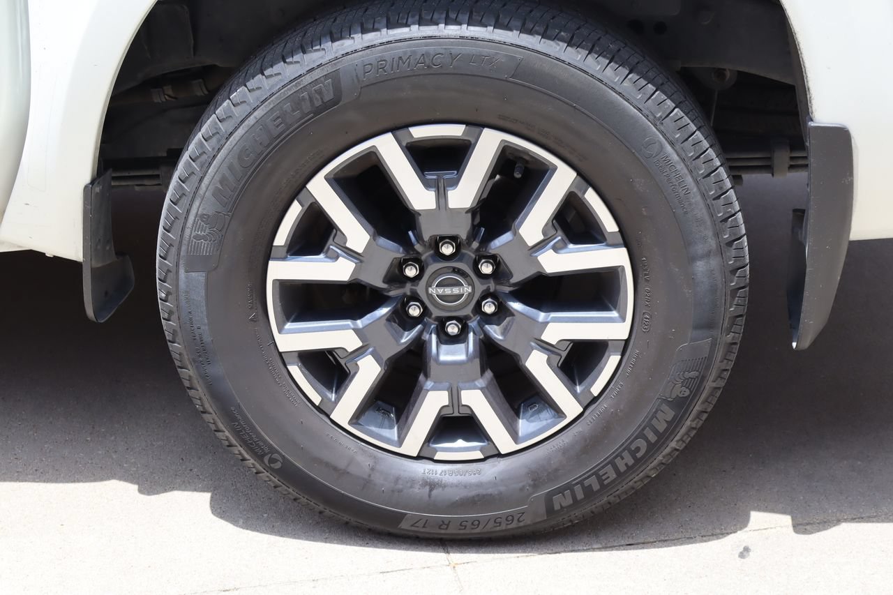 Used 2024 Nissan Frontier SL w/ Technology Package RWD image 29