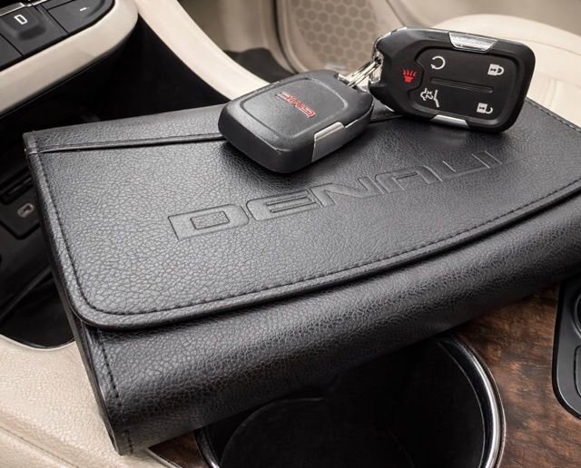 Used 2021 GMC Acadia Denali w/ Denali Ultimate Package image 36