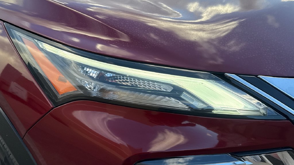 Used 2021 Nissan Rogue SL AWD/4WD image 15