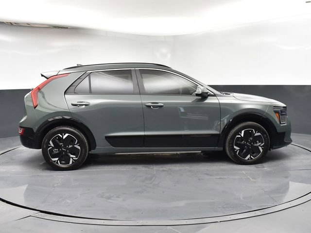 Used 2023 Kia Niro Wave image 8