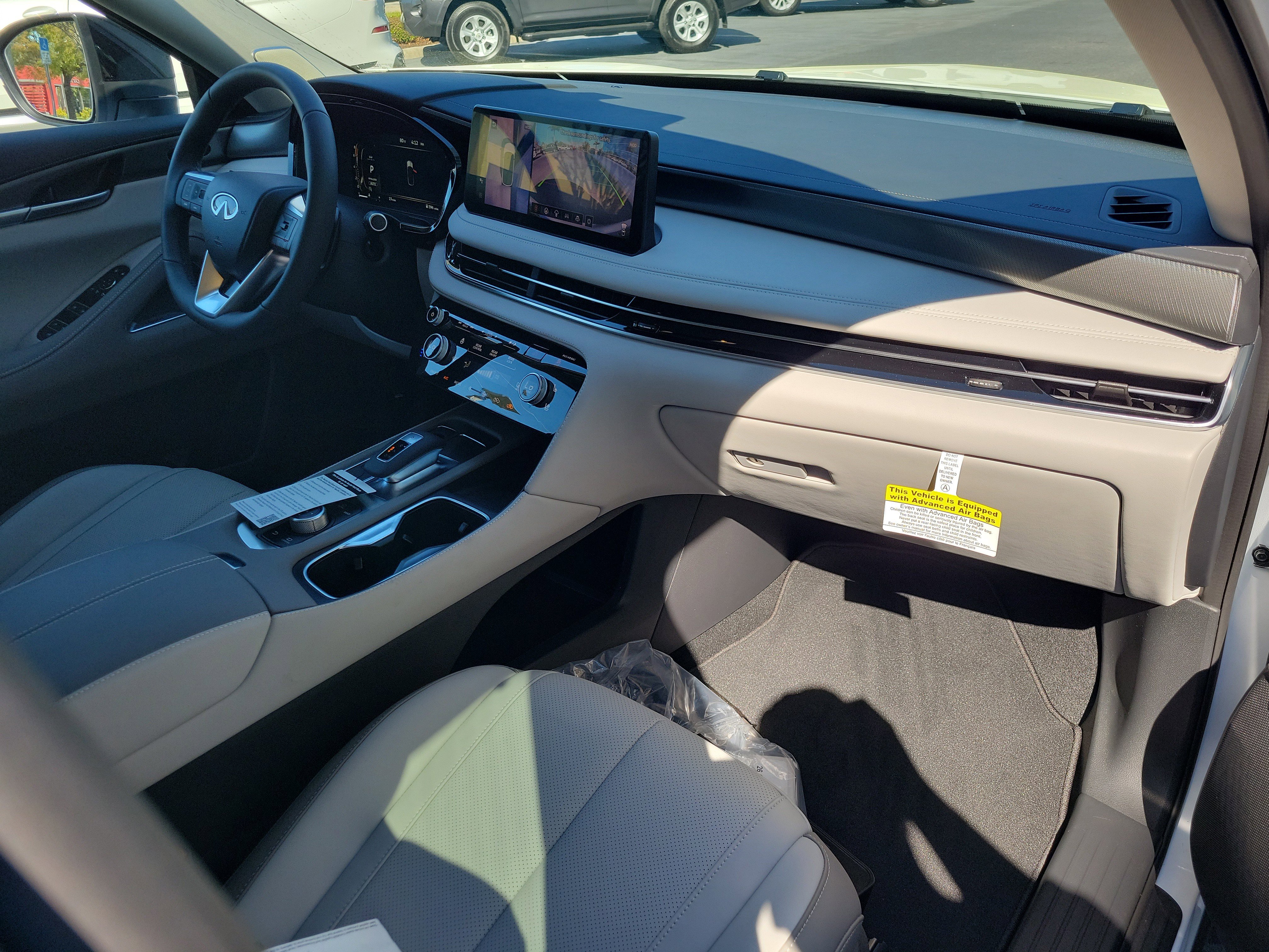 New 2026 INFINITI QX60 Luxe w/ Cargo Package image 11