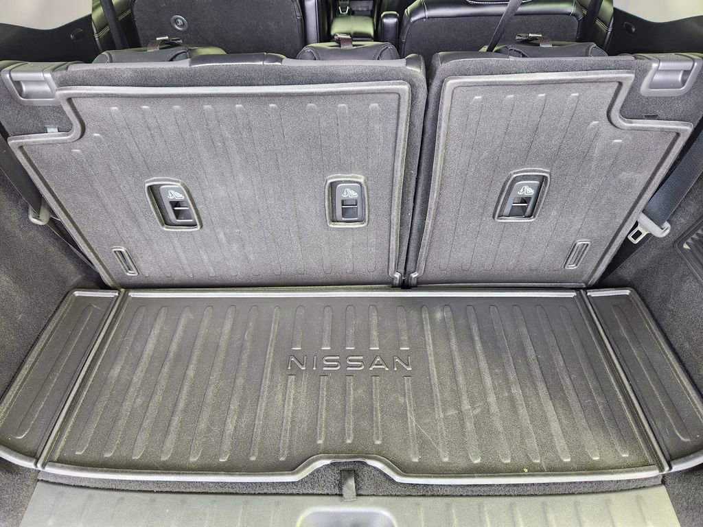 Used 2023 Nissan Pathfinder Platinum AWD/4WD image 15