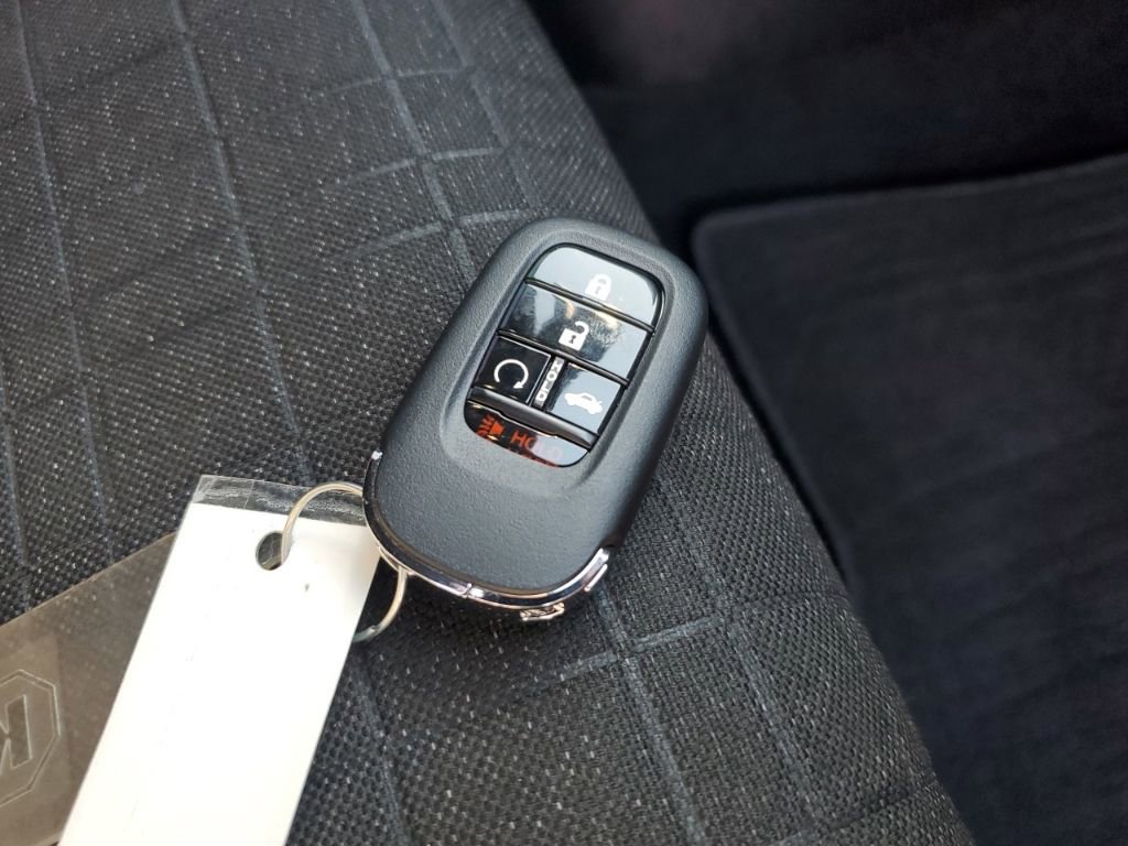 Used 2024 Honda HR-V Sport image 37