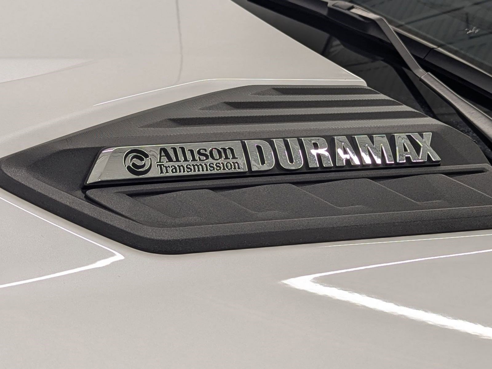 Used 2024 Chevrolet Silverado 2500 High Country w/ High Country Premium Package image 45