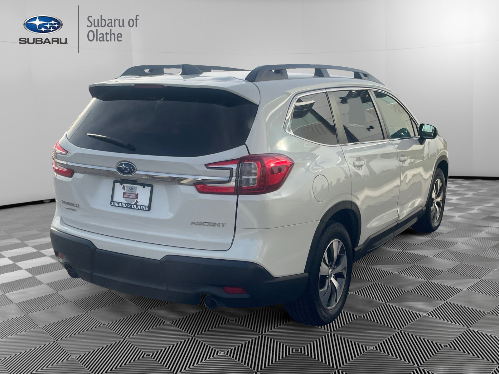 Certified 2023 Subaru Ascent Premium w/ Convenience Package image 10