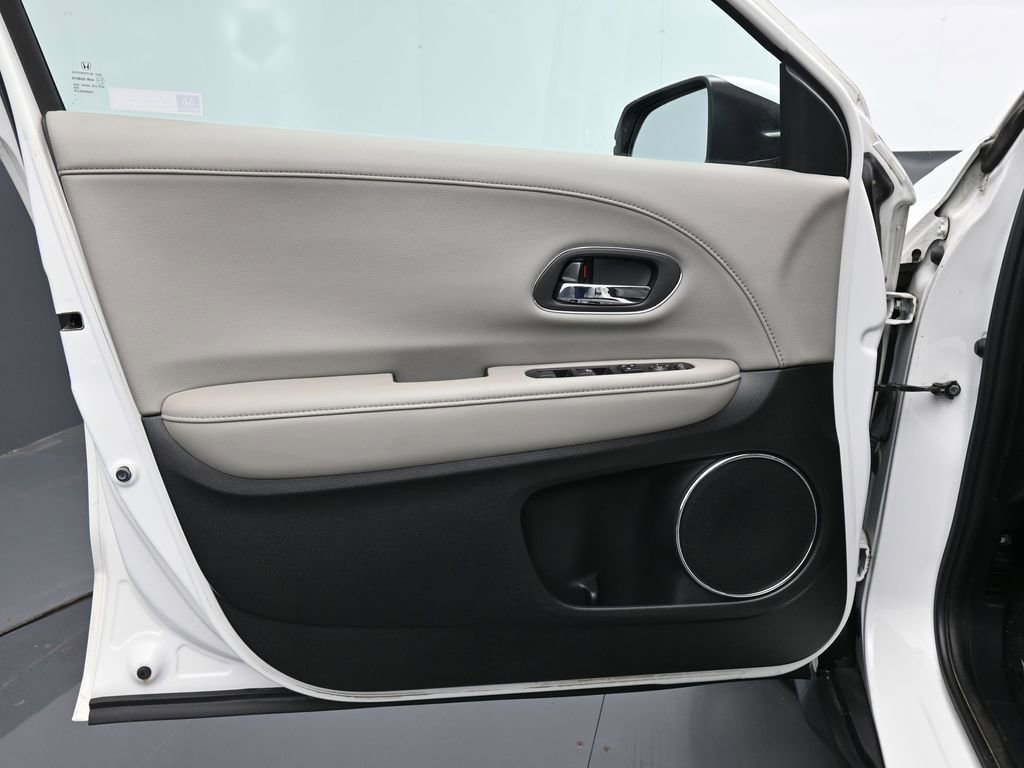 Certified 2019 Honda HR-V EX-L image 30