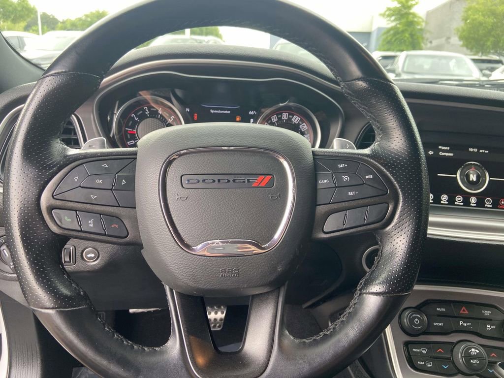 Used 2022 Dodge Challenger R/T RWD image 18