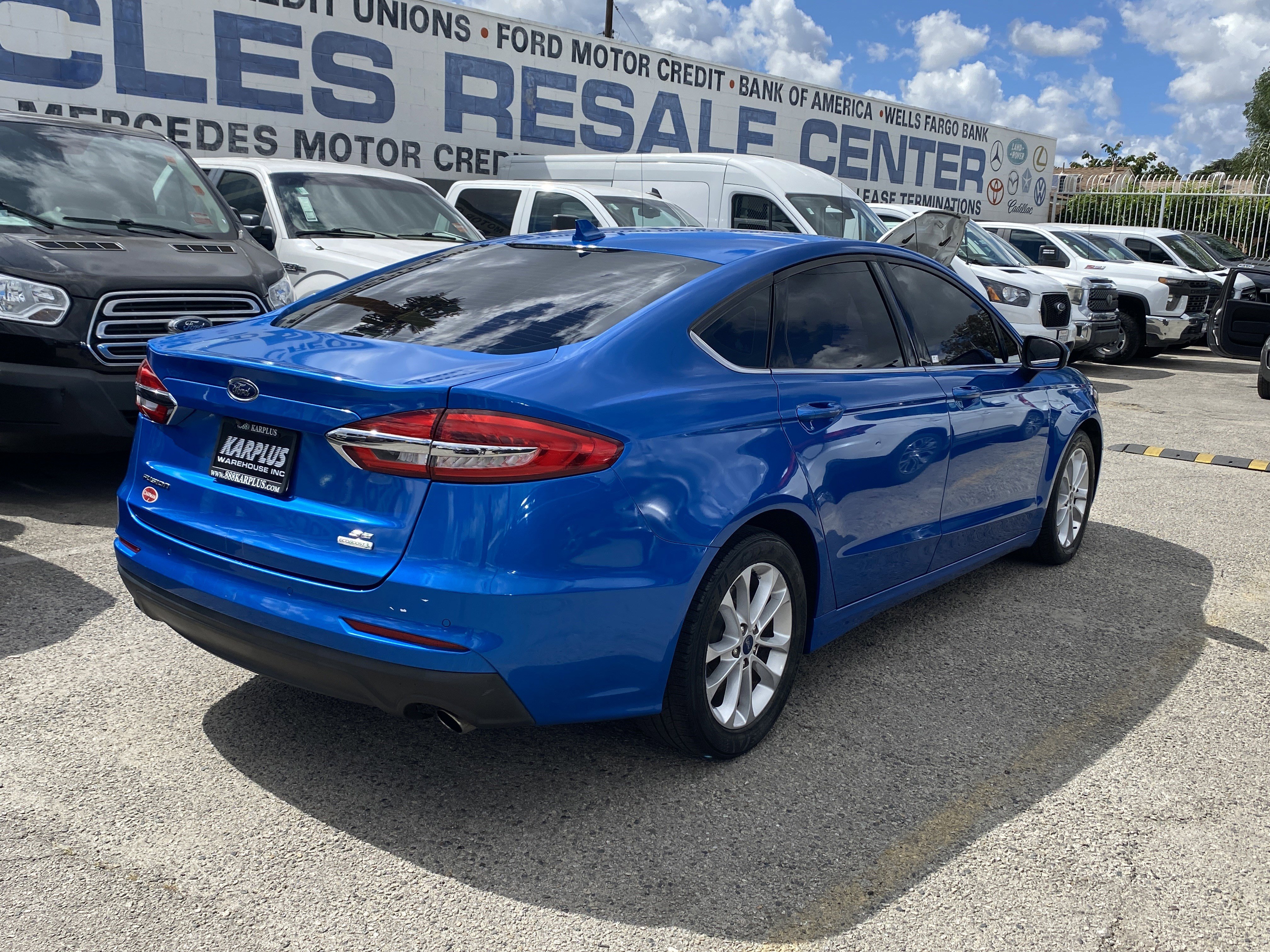 Used 2020 Ford Fusion SE FWD image 5